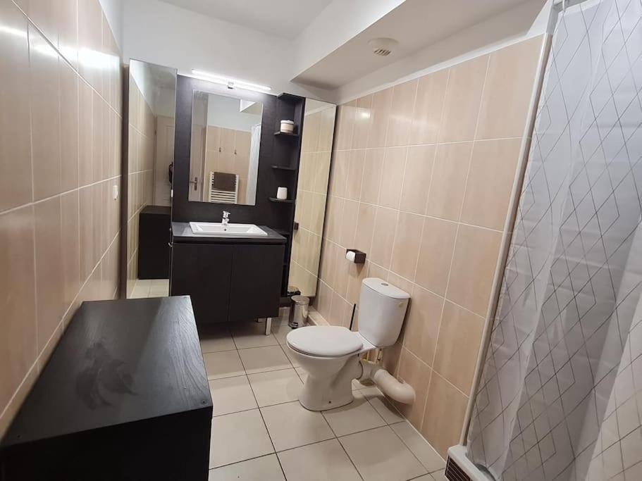 Studio A La Mer Avec Piscine Sète Zewnętrze zdjęcie